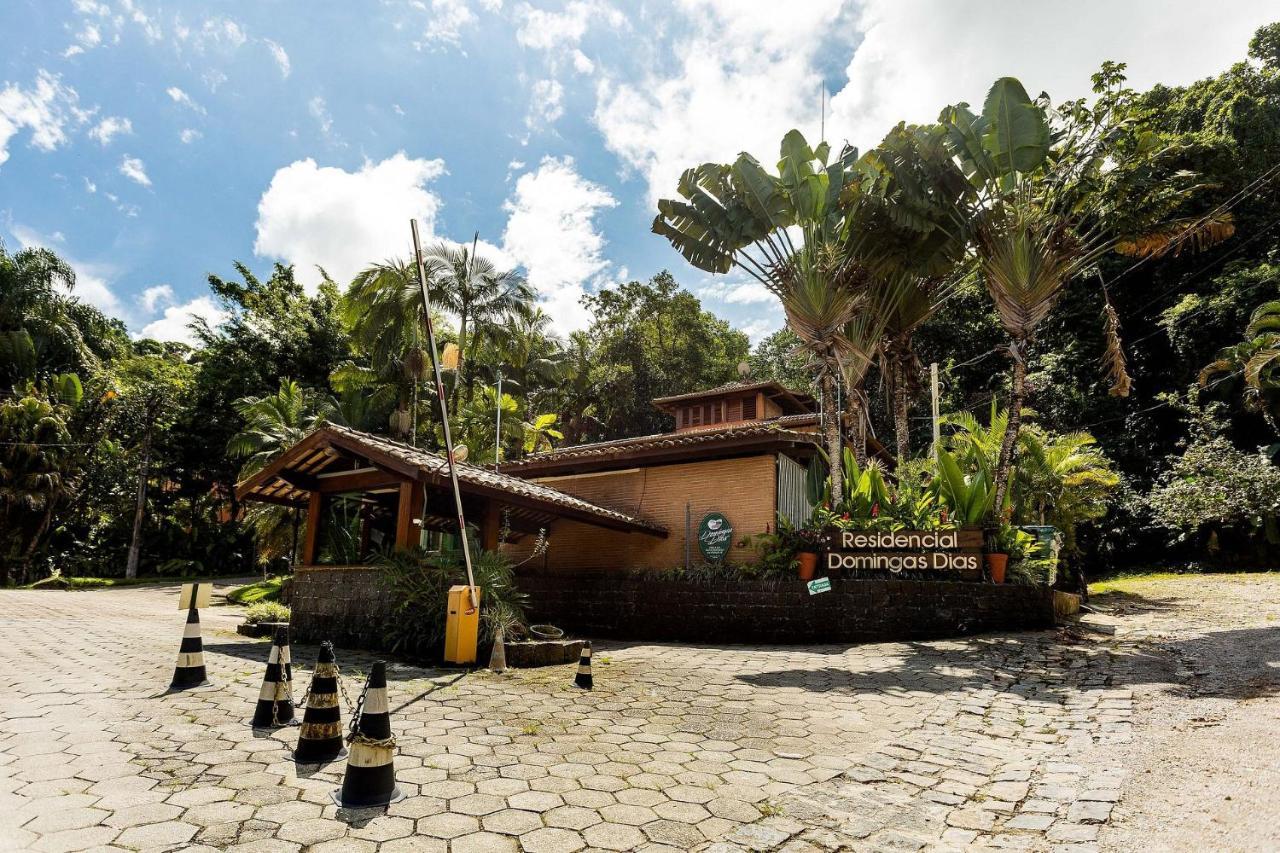 Casa de férias Casa Com Piscina Perto Da Domingas Dias